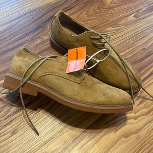 Boys Deer Stag brown dress shoes size 2.5